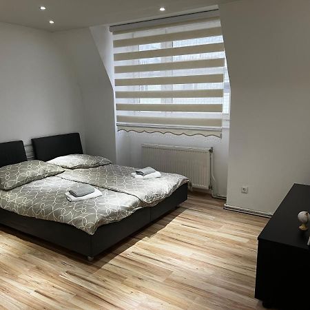 וינה Mateo Apartments I Contactless Check-In מראה חיצוני תמונה